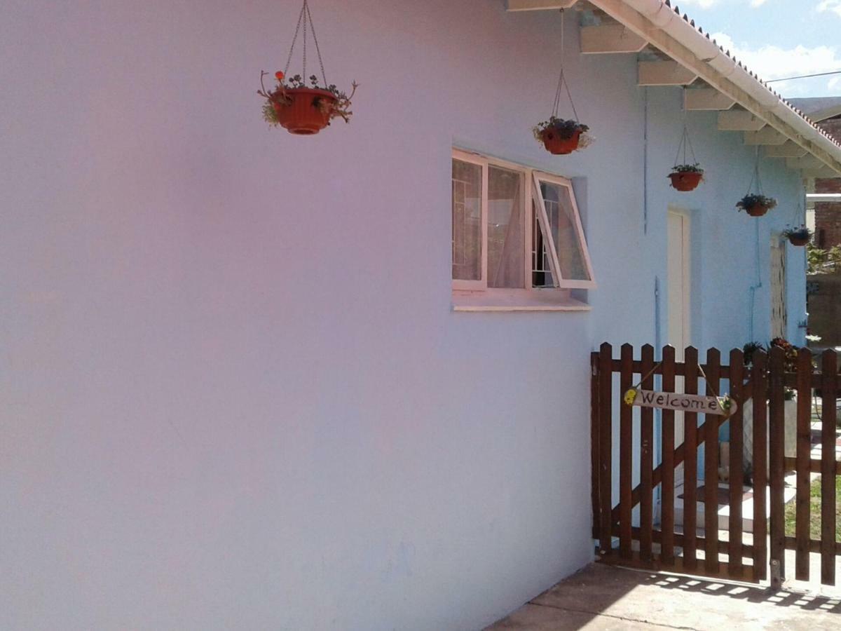 36 Df Strauss Street Lägenhet Kleinmond Exteriör bild